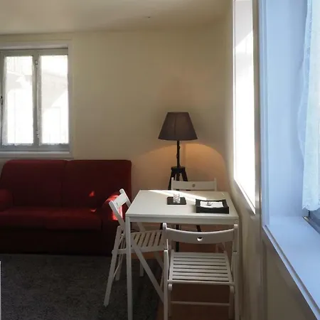 Rua De Entreparedes, 62, 2ºn Apartamento Apartment *
