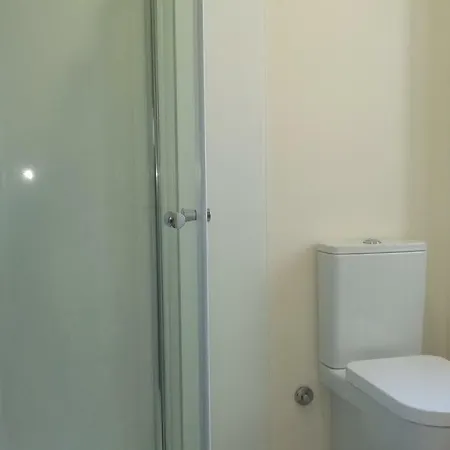 Rua De Entreparedes, 62, 2ºn Apartamento * Porto