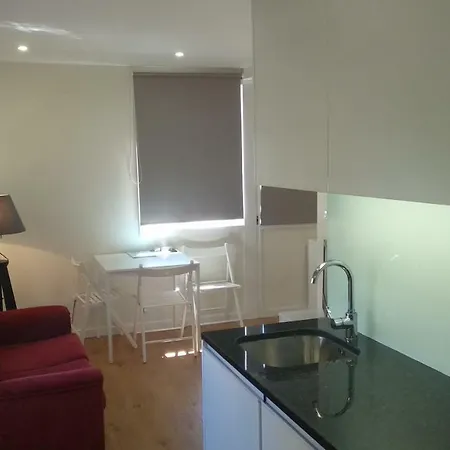 Rua De Entreparedes, 62, 2ºn Apartamento